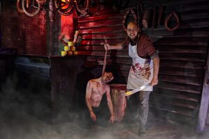 Фотография перформанса Лавка мясника от компании Quest Stars (Фото 2)