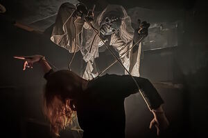 Фотография перформанса Dead Inside от компании Quest Stars (Фото 2)