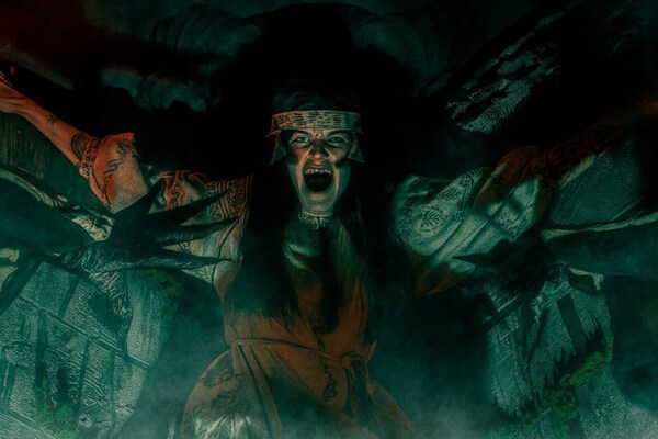 Фотография перформанса «Кровавый ритуал»