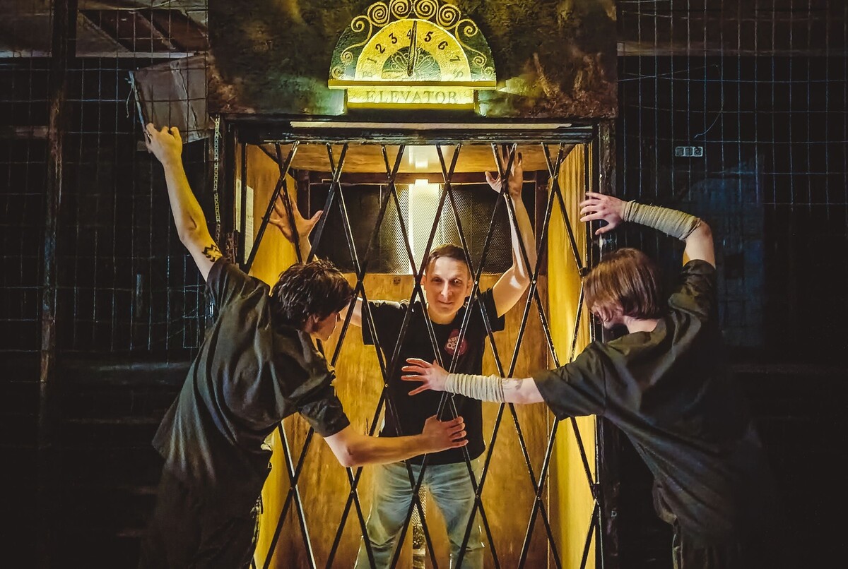 Рецензия от КвестОбзор на Outlast